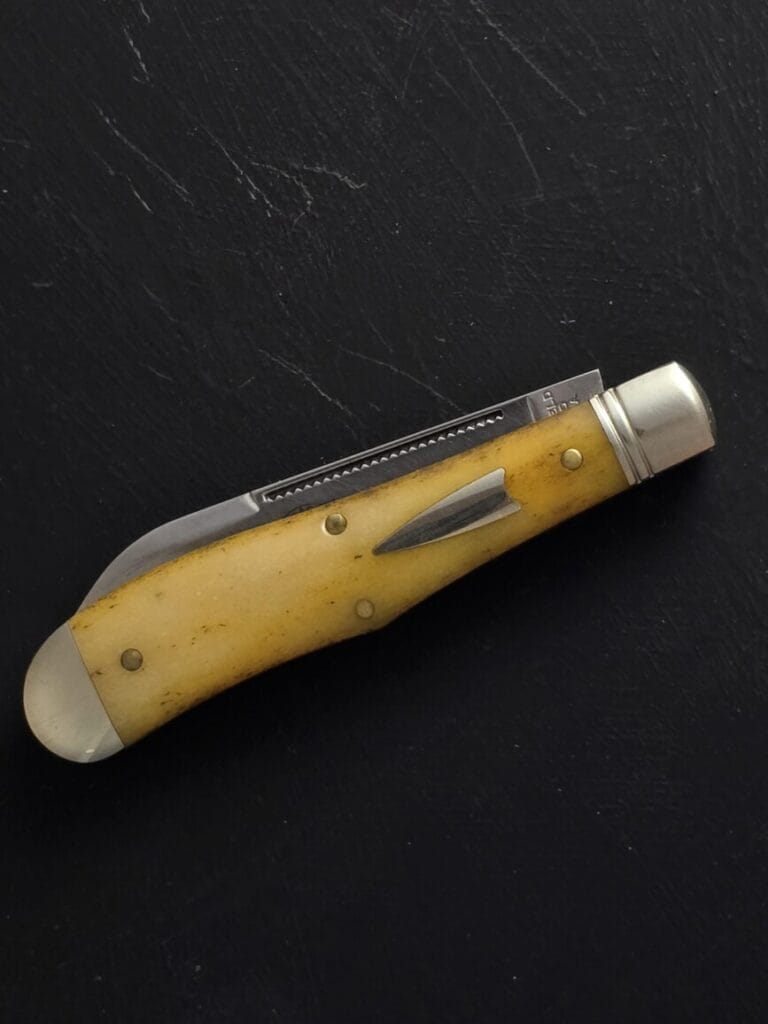 Great Eastern Cutlery #922219 Antique Goldenrod Camel Bone knives for sale