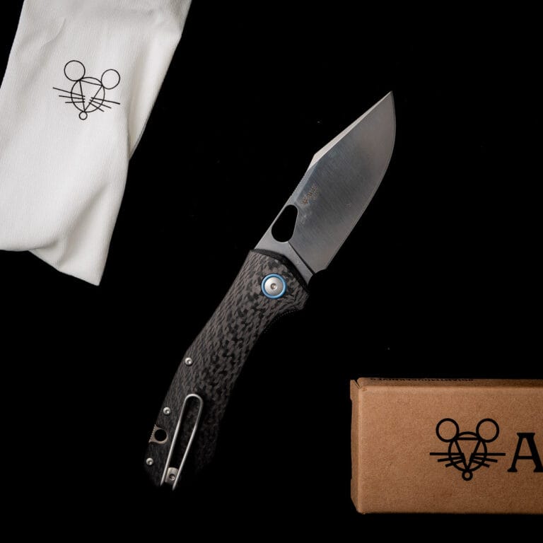 GiantMouse ACE Grand with Carbon Fiber Scales and Satin Finish Blade Discounted "Rescue Mouse" knives for sale