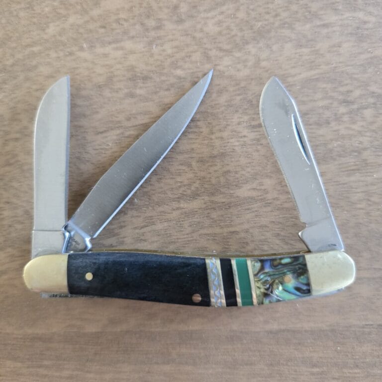 Kissing Crane Collectors Knife knives for sale