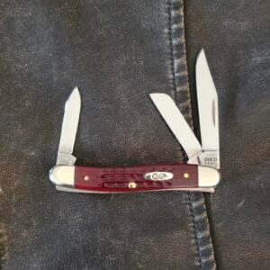 Case XX USA Pocket Worn Old Red Jigged Bone Corn Cob Jig Medium Stockman No 00786