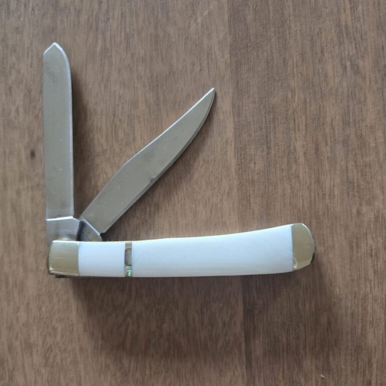 Rough Rider Trapper in White Bone & Abalone