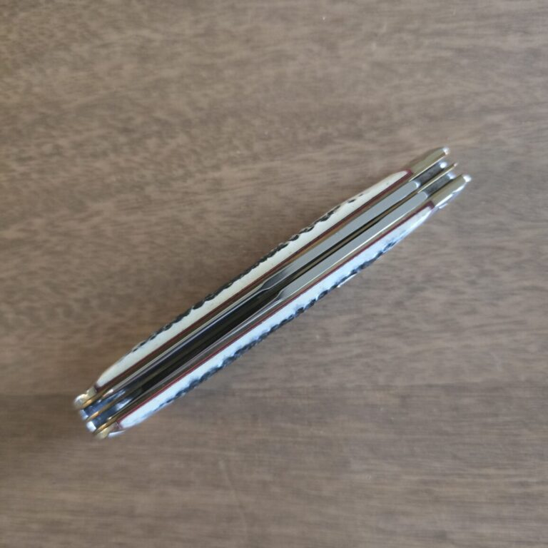 Rough Rider Trapper in Jigged Bone