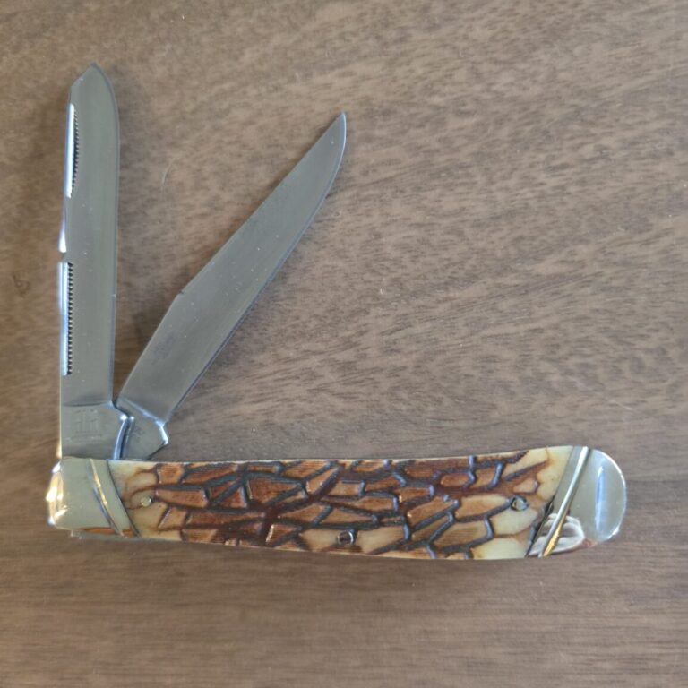 Rough Rider Trapper in Brown Jigged Bone