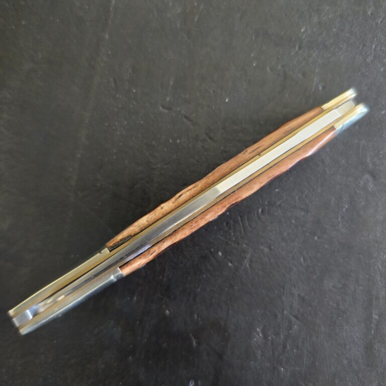 Queen Large Toothpick /Fish Knife in Brown Jigged Bone