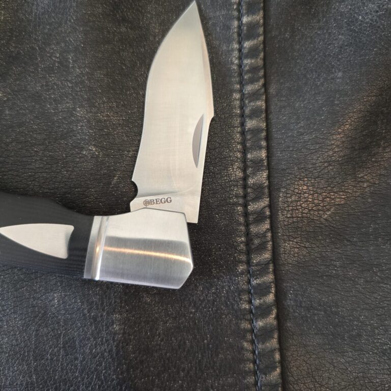 Begg Recurve BG038 JVO Design Black G-10