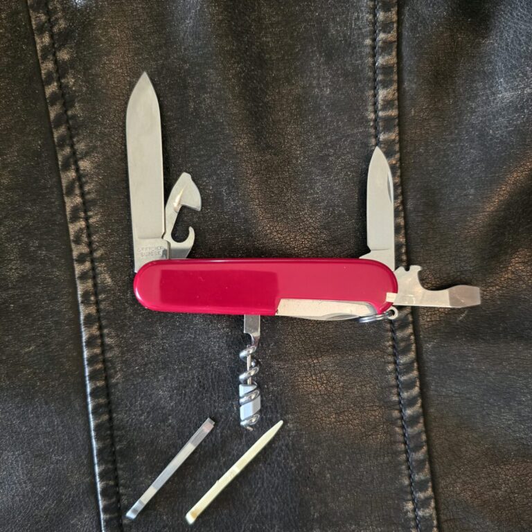 Victorinox 1.3405-x1 Spartin Red