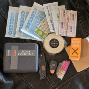 Gerber Bear Grylls 12 Piece Survival Kit