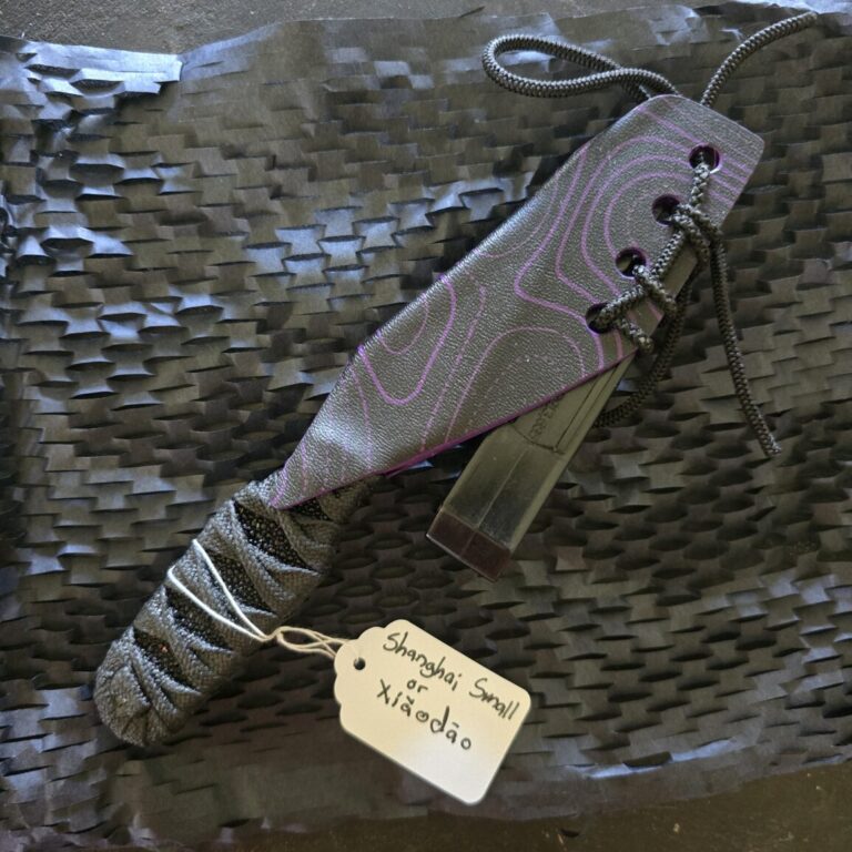 Revenant Corps G10 Small Shanghai Black on Black w/ Belt Clip Sheath and Stingray