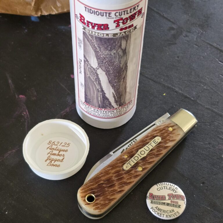 Great Eastern Cutlery #862125 Antique Amber Jigged Bone
