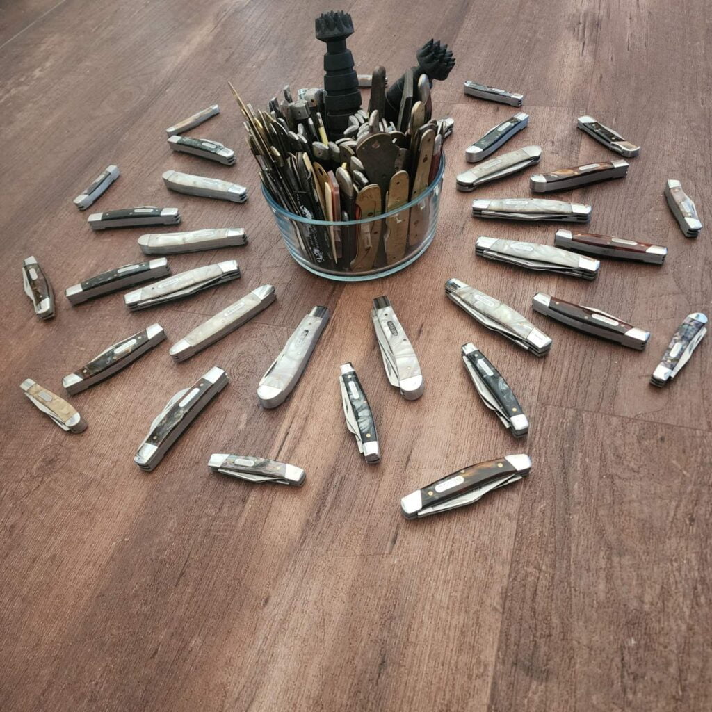 Tuesday collection (5/28/2024) *needs gec/daniels info added knives for sale Vacation Drops knives for sale