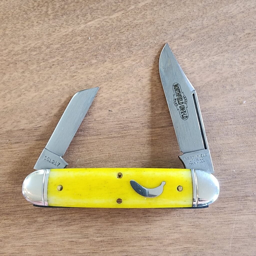 Great Eastern Cutlery Rendezvous. knives for sale Great Eastern Cutlery Green Banana Bone # 351217 knives for sale