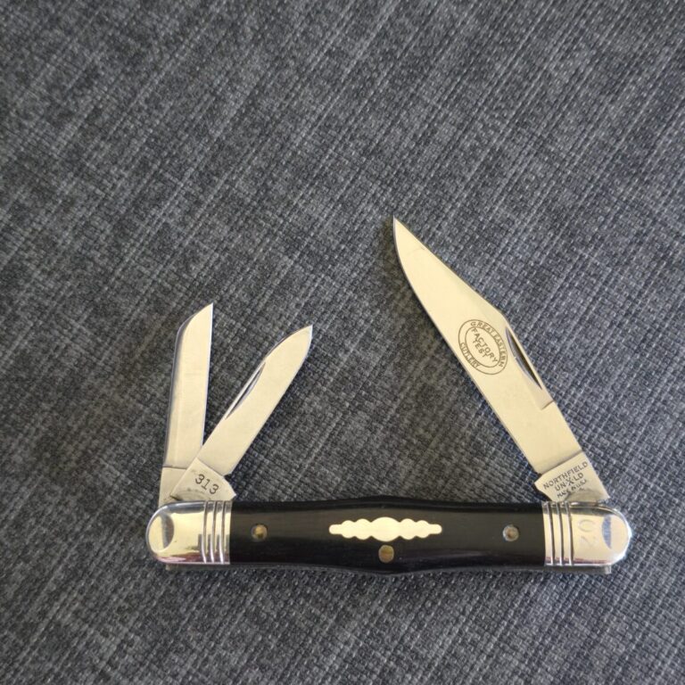 Great Eastern Cutlery # 331313 W African Black Wood SN02