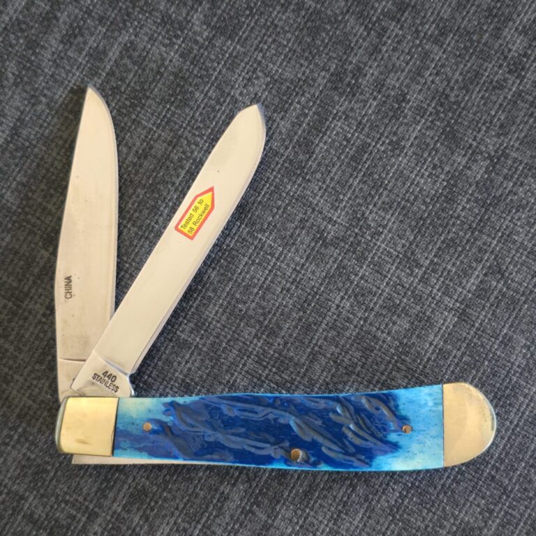 Frost Cutlery Trapper in Blue Jigged Bone