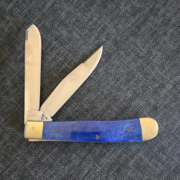 Frost Cutlery Trapper in Blue Bone