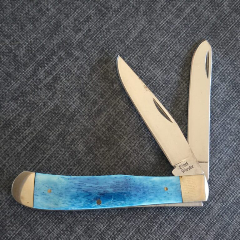 Frost Cutlery Trapper in Blue Bone