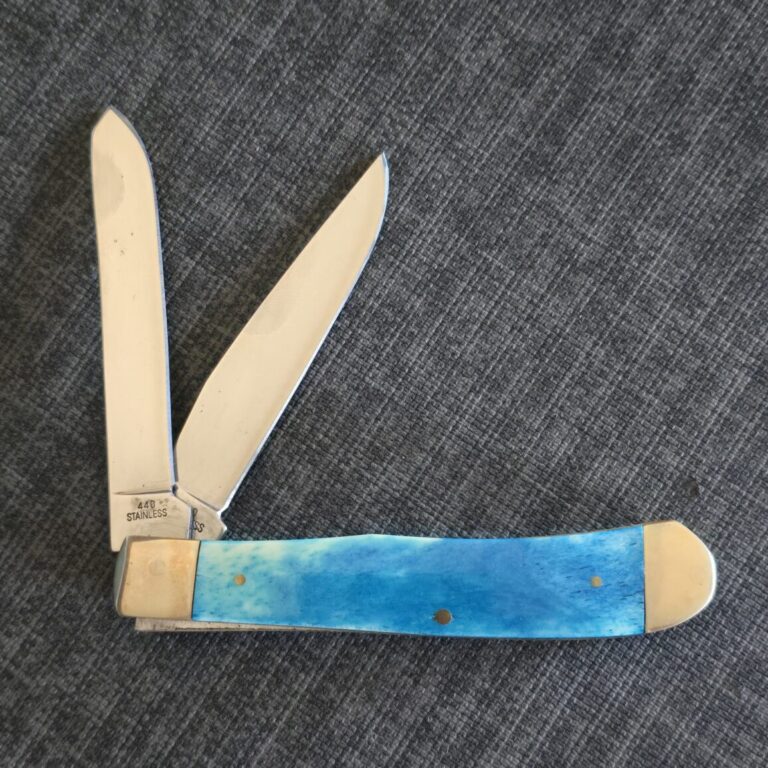 Frost Cutlery Trapper in Blue Bone
