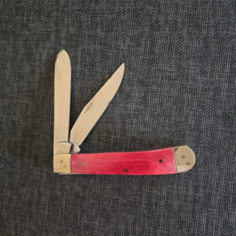 Frost Cutlery Trapper in Red Bone