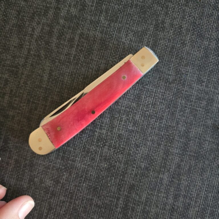 Frost Cutlery Trapper in Red Bone