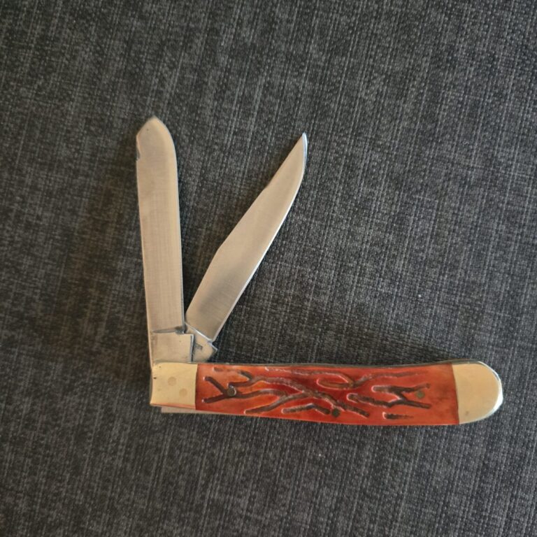 Frost Cutlery Trapper in Brown Bone