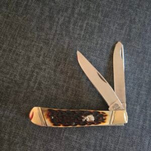 Frost Cutlery Trapper in Brown Bone