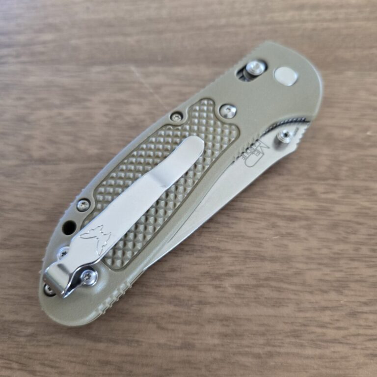 Benchmade Custom Griptilian CU551-SS-S30V Coyote