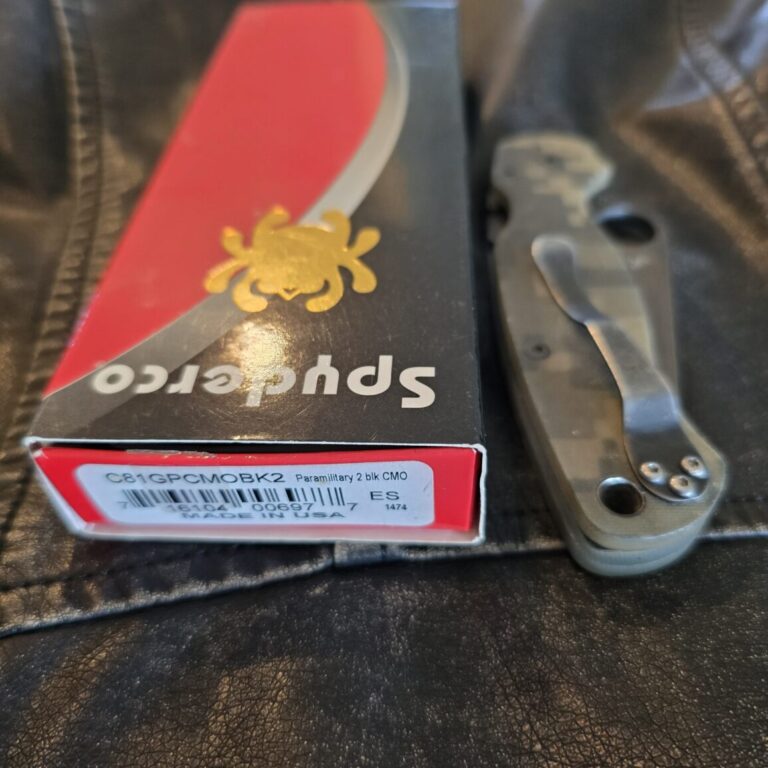 Spyderco USA PM 2 Digi Camo and Black (used) C81GPCMOBK2