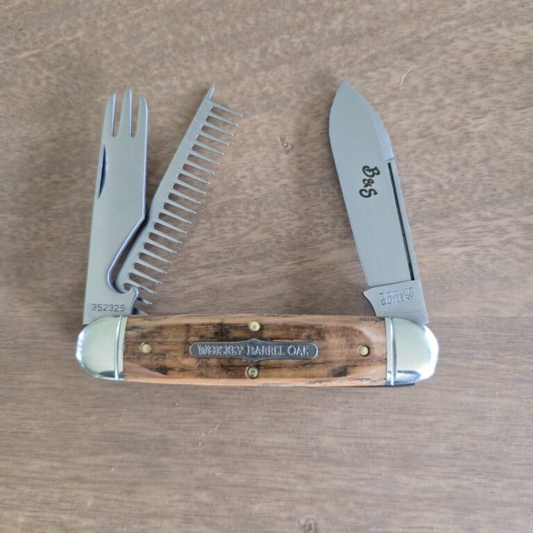 Great Eastern Cutlery #352325 Distressed Whiskey Barrel Oak