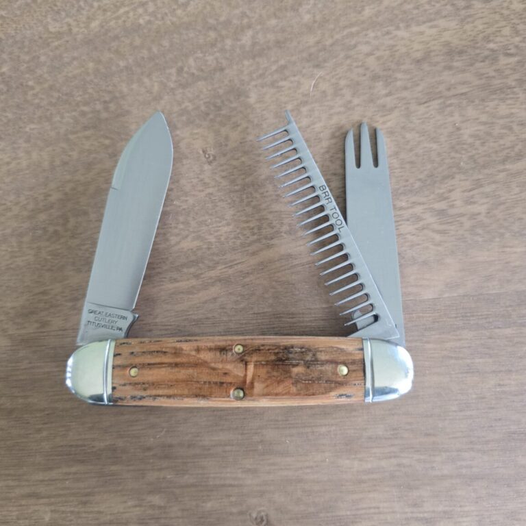 Great Eastern Cutlery #352325 Distressed Whiskey Barrel Oak
