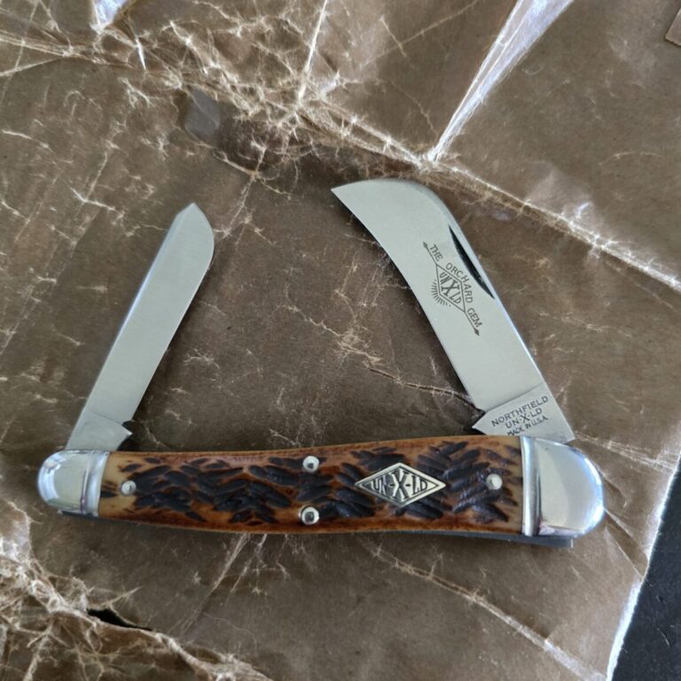Great Eastern Cutlery #383215 Antique Amber Pick Bone