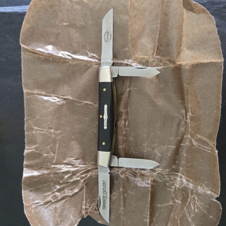 Great Eastern Cutlery #613409 Black Micarta SN3