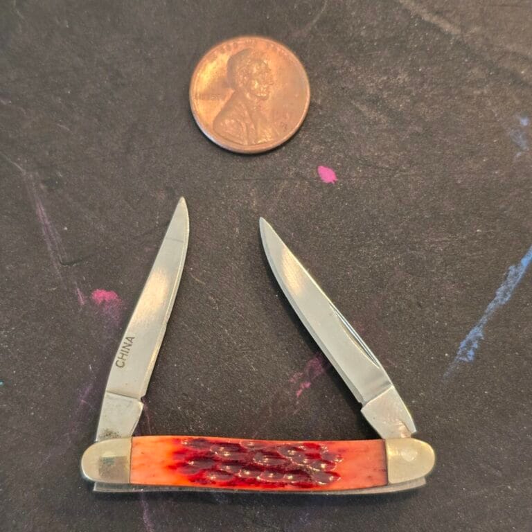 Rough Rider Tiny Red Jigged Bone Folder