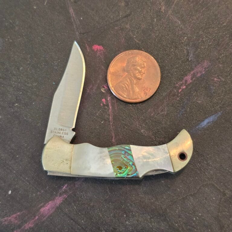 Frost Cutlery Tiny MOP Lockback