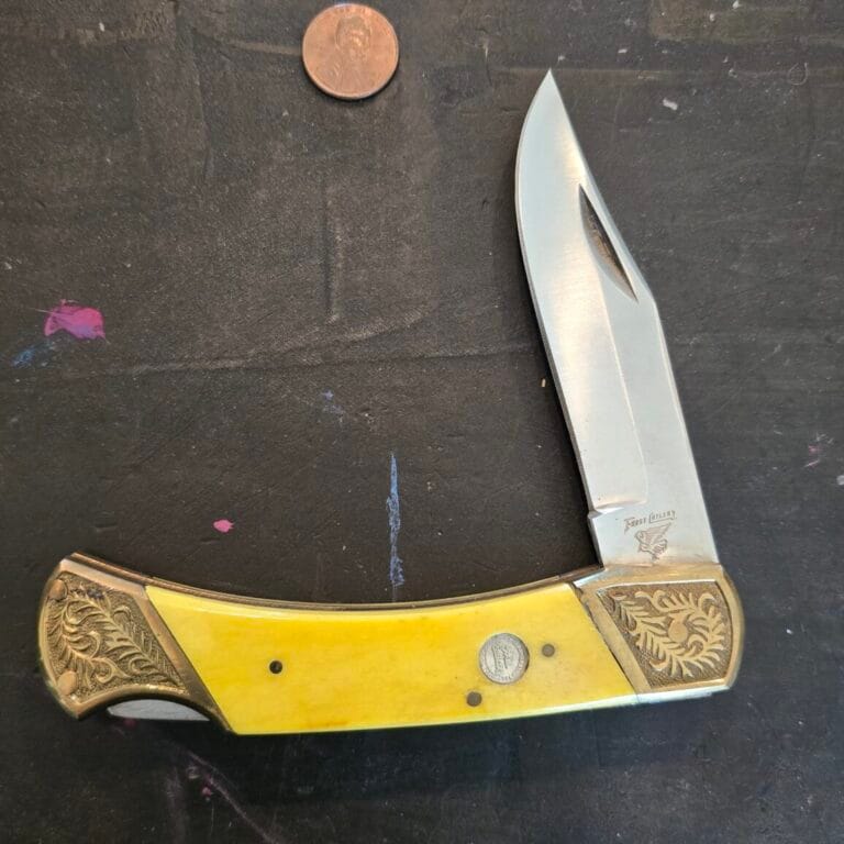 Frost Cutlery Jumbo Lockback Knife in Yellow Smooth Bone