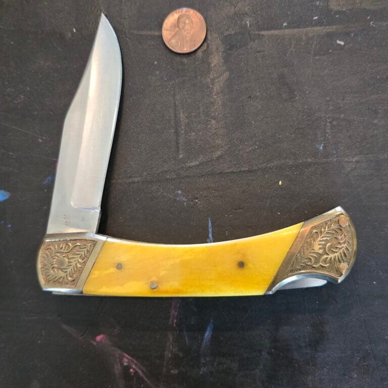 Frost Cutlery Jumbo Lockback Knife in Yellow Smooth Bone