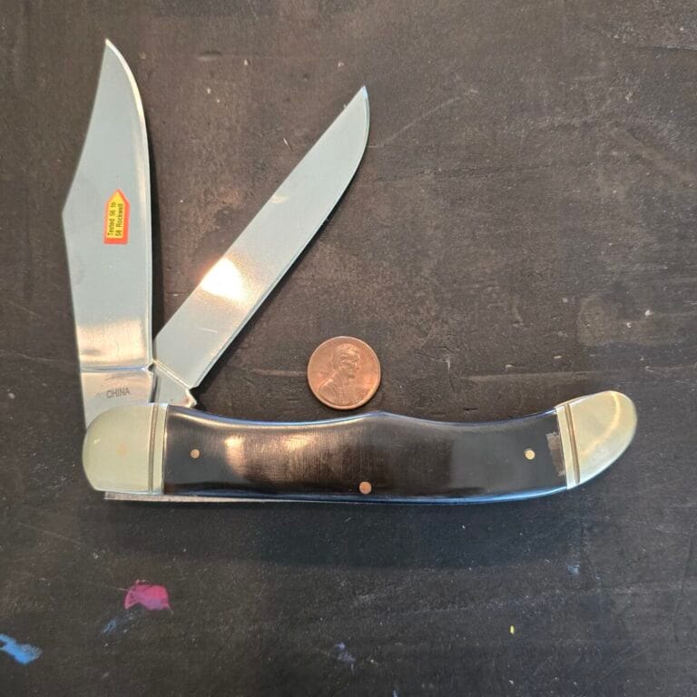 Frost Cutlery Jumbo folding Knife in Black Synthetic