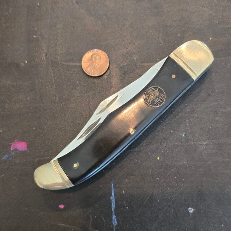 Frost Cutlery Jumbo folding Knife in Black Synthetic