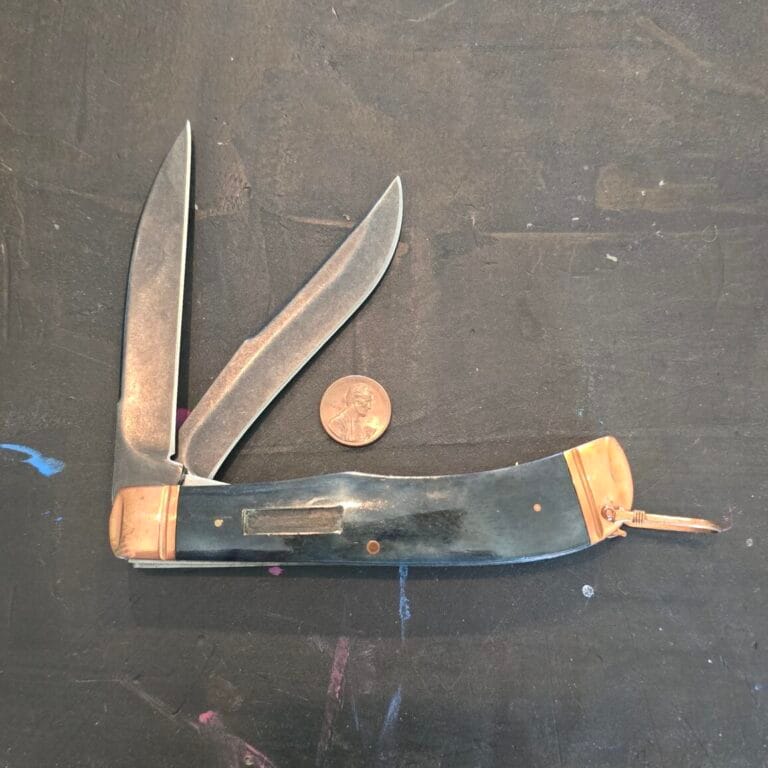 Jumbo Folding Knife Colt Coper Series in Gray Jigged Bone (missing hook sharpener)