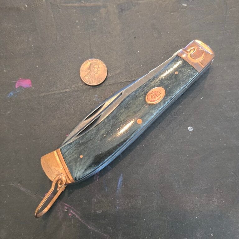 Jumbo Folding Knife Colt Coper Series in Gray Jigged Bone (missing hook sharpener)