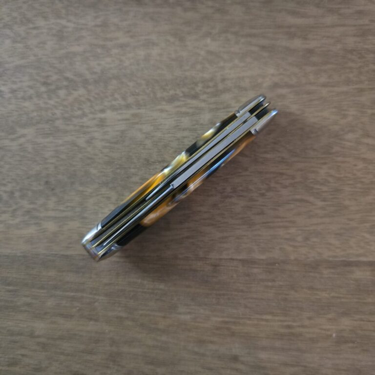 Great Eastern Cutlery #661210 Pumpkin Patch Acrylic 1 of 48 pcs. no serial numbers (see pictures for age related patina)