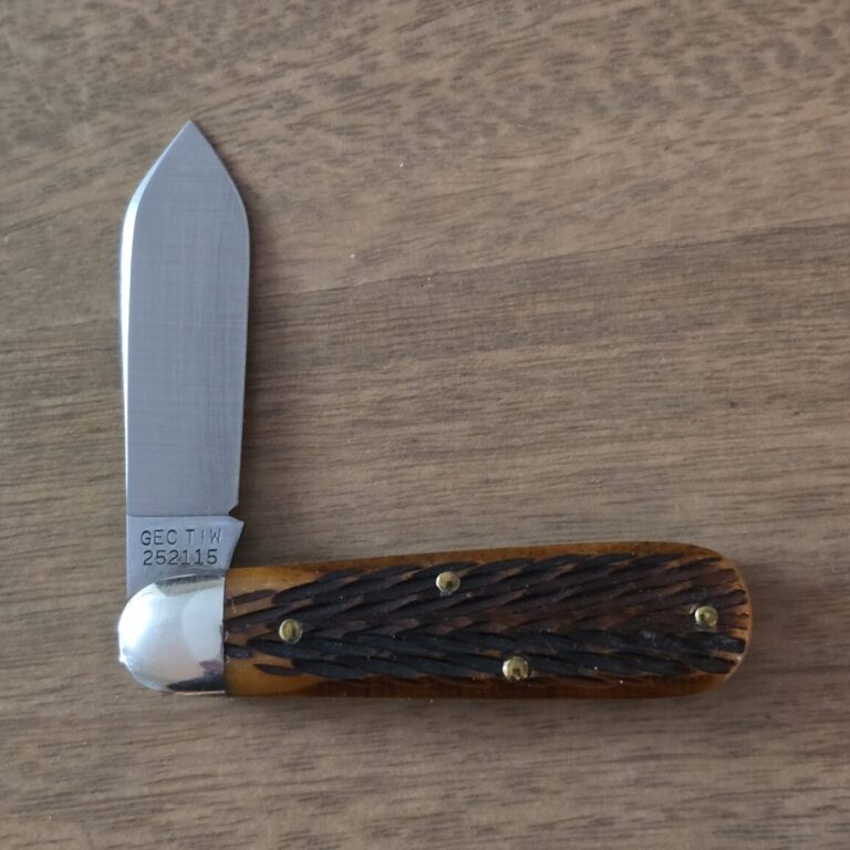 Great Eastern Cutlery #252115 Burnt Orange Jigged Bone 1 of only 81 made! (see pictures for age related patina)