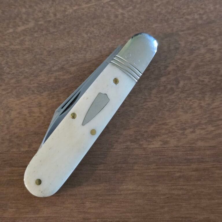Great Eastern Cutlery #781224 Smooth White Bone SN 042
