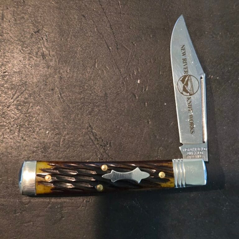 Great Eastern Cutlery #941125 Bumble Bee Jigged Bone