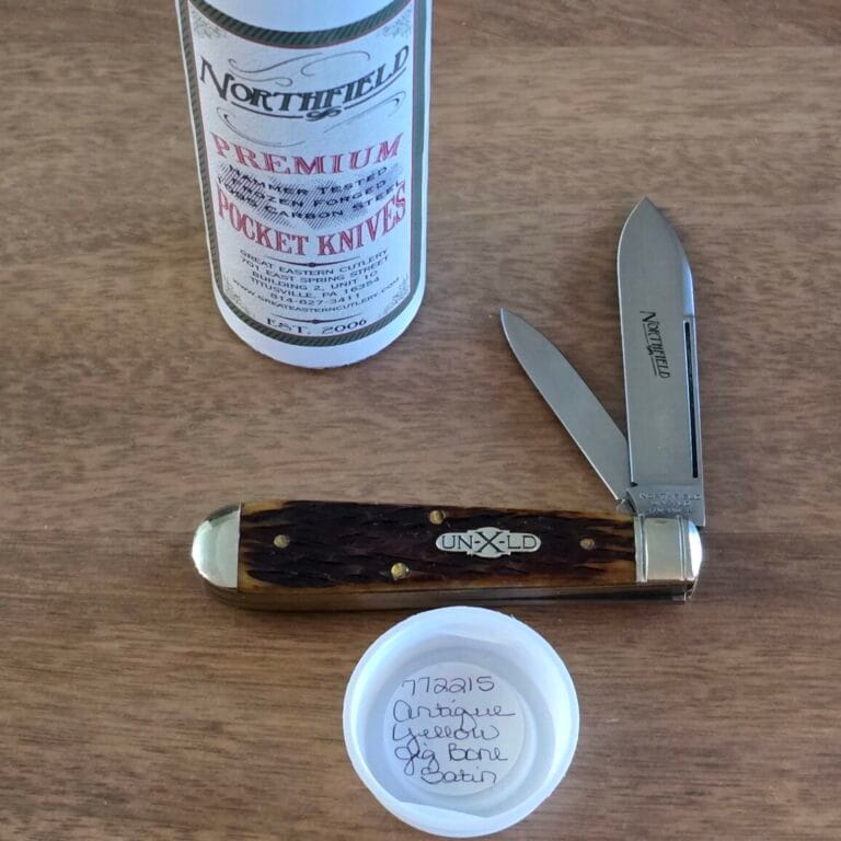 Great Eastern Cutlery #772215 Antique Yellow Jigged Bone Satin