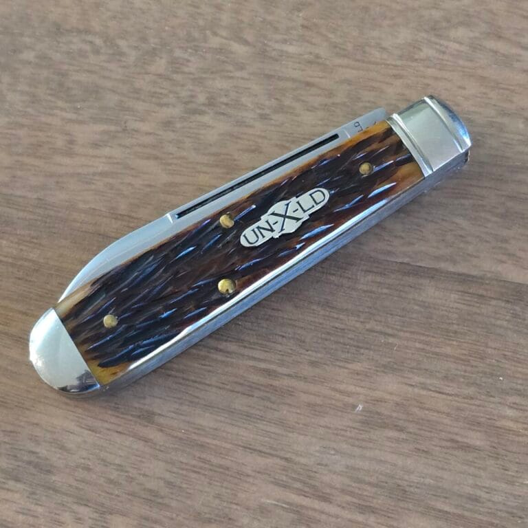 Great Eastern Cutlery #772215 Antique Yellow Jigged Bone Satin