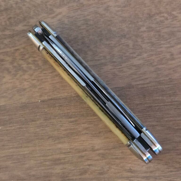 Great Eastern Cutlery #792312 LP Smooth Calico Bone
