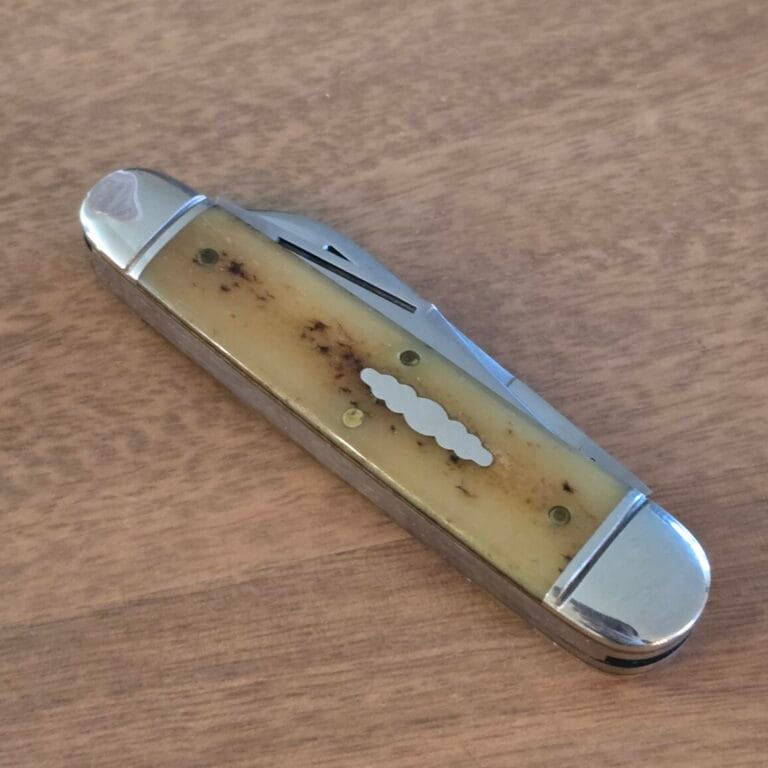 Great Eastern Cutlery #792312 LP Smooth Calico Bone