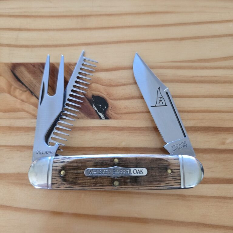Great Eastern Cutlery #351325 Distressed Whiskey Barrel Oak