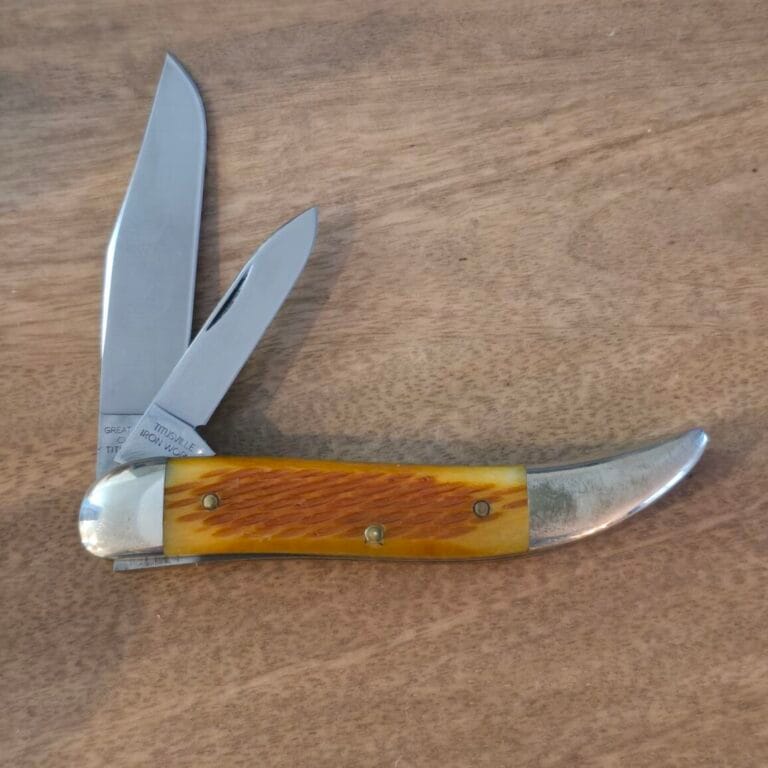 Great Eastern Cutlery #121211 J Copperhead Jigged Bone