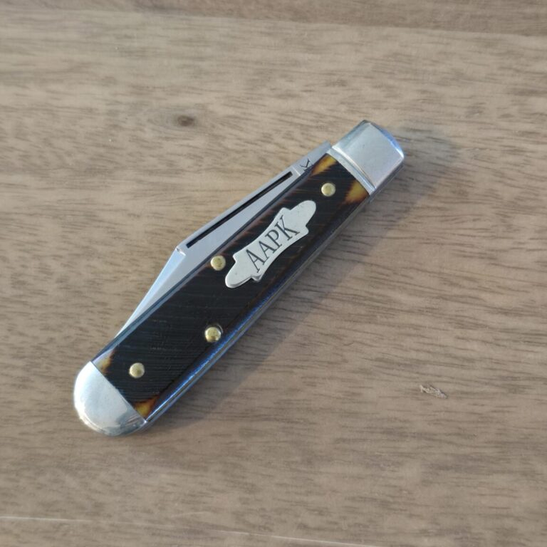 Great Eastern Cutlery #141118 Antique Yellow Saw Cut Bone
