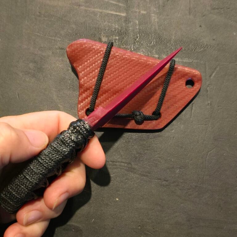 Revenant Corps G10 Grosbeak Black and Maroon with Ray Skin Inlay